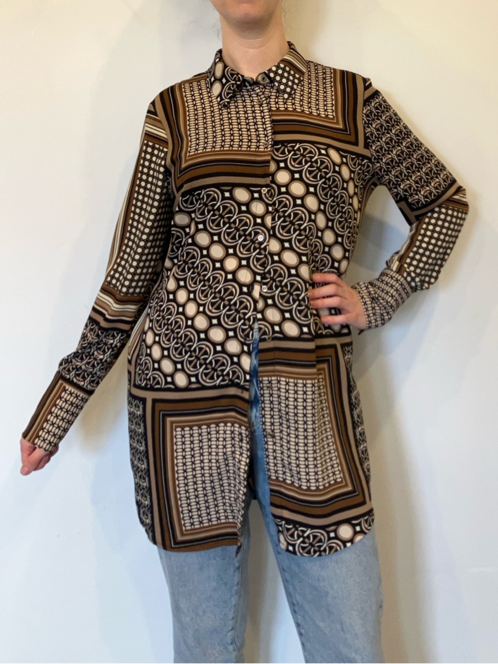 le chateau Geometric Print Black, Brown & Cream Button-Down Tunic in size medium